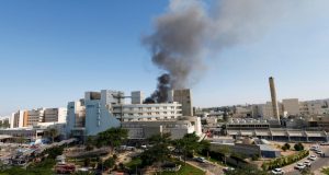 Un hôpital et le secteur de Tel-Aviv touchés en Israël après des tirs de missiles iraniens