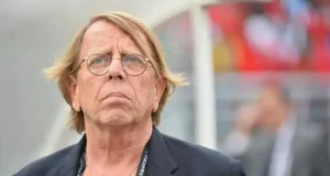 «Des bons à rien abîment le foot africain»: la colère de Claude Le Roy après le retrait de la CAN 2025 au Sénégal