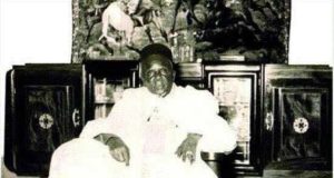 SERIGNE BABACAR SY, BOROM BONNET CARRÉ BI : L’HÉRITAGE D’UNE LUMIÈRE SPIRITUELLE