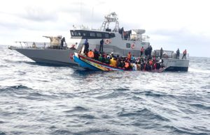 Emigration irrégulière : la Marine nationale porte secours à 132 migrants au large de Dakar