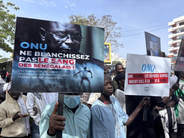 onu macky manif