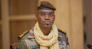 Attaque au Mali : Le gouvernement de transition annonce le décès du ministre de la défense, Sadio Camara à Bamako
