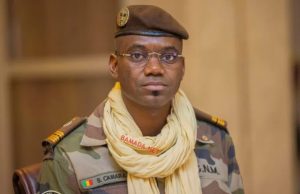 Attaque au Mali : Le gouvernement de transition annonce le décès du ministre de la défense, Sadio Camara à Bamako