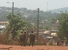 Mali: les jihadistes attaquent des cars et des infrastructures électriques, l’armée poursuit ses opérations