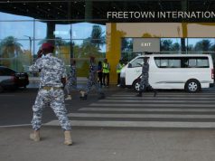Un premier avion de migrants expulsés des Etats-Unis est arrivé en Sierra Leone