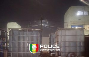 THIAROYE : 8 000 LITRES D’HUILE IMPROPRE À LA CONSOMMATION SAISIS DANS UN RÉSEAU DE TRAFIC