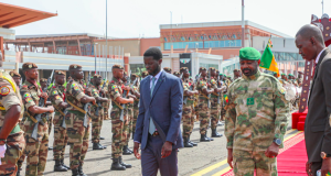 DIPLOMATIE SOUS-REGIONALE : Le président Bassirou Diomaye Faye a atterri à Bamako