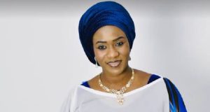 PORTRAIT -Madina Touré, l’itinéraire d’une femme de dossiers