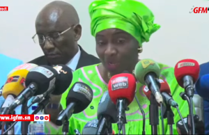 Aminata Touré (Kiiraay) monte au créneau et chiffre à 2 505 milliards de FCFA le risque de blocage de la LFR 2026